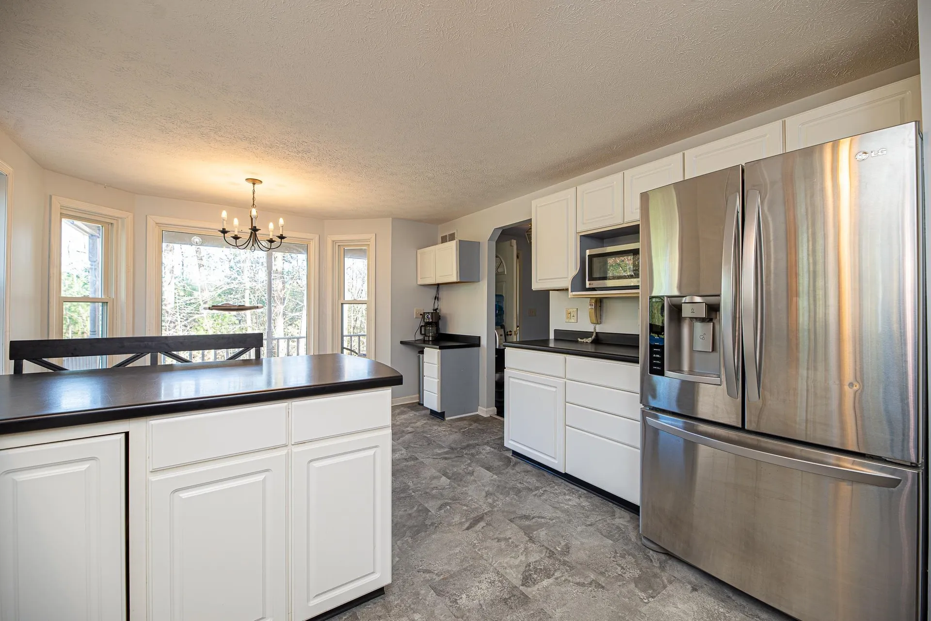 4 Little Hales Lane Hudson NH 03051