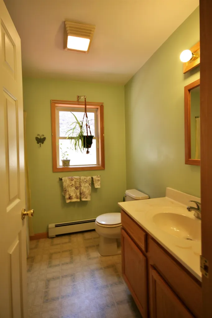 1906 South Road Woodstock VT 05091