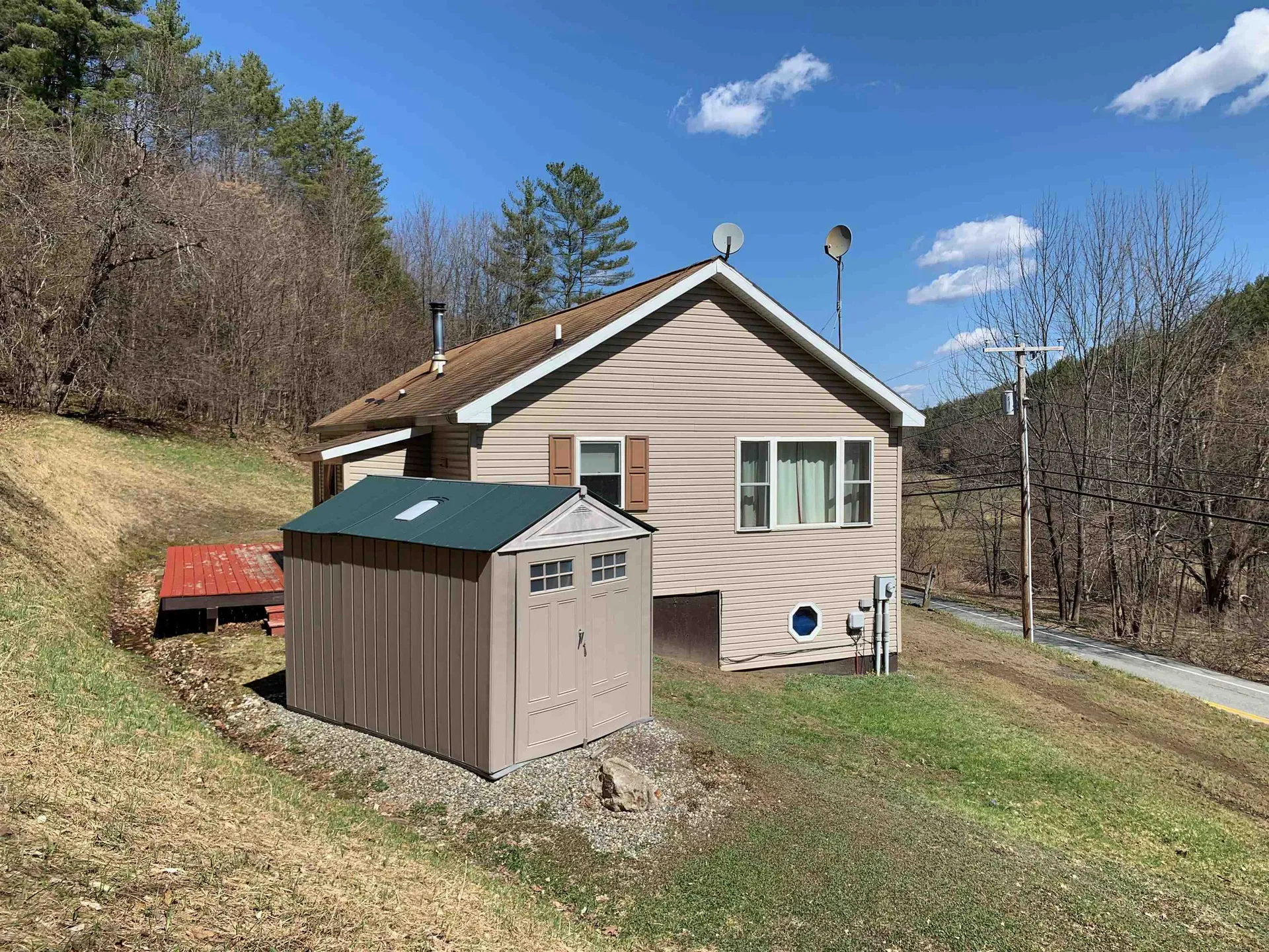 1906 South Road Woodstock VT 05091