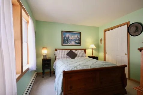 1906 South Road Woodstock VT 05091