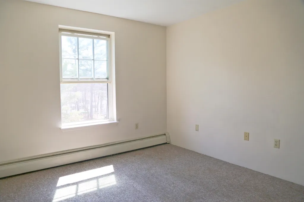 20 Wolf Road Lebanon NH 03766
