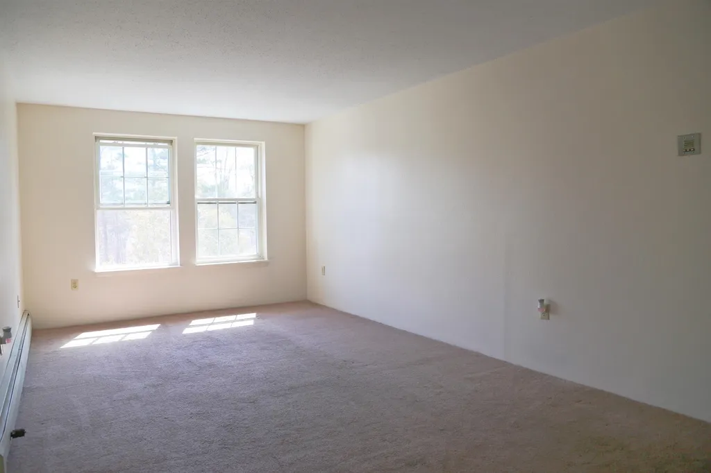 20 Wolf Road Lebanon NH 03766
