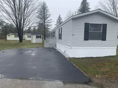 38 Cortland Way Barrington NH 03825