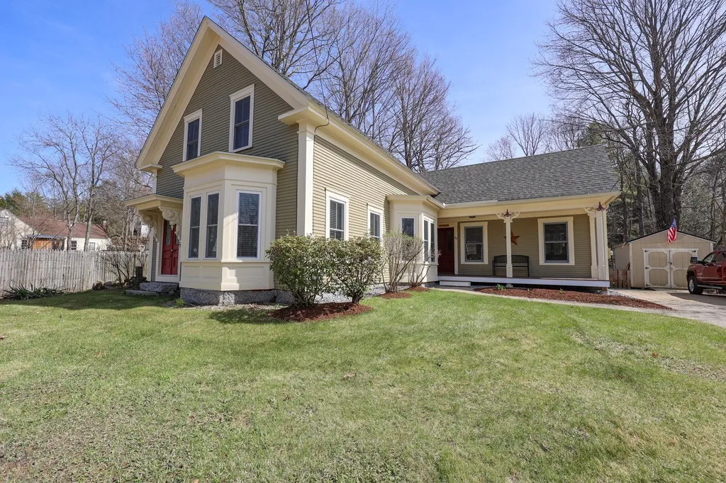 27 Francestown Road Bennington NH 03442