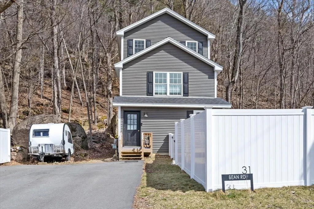 31 Bean Road Colchester VT 05446