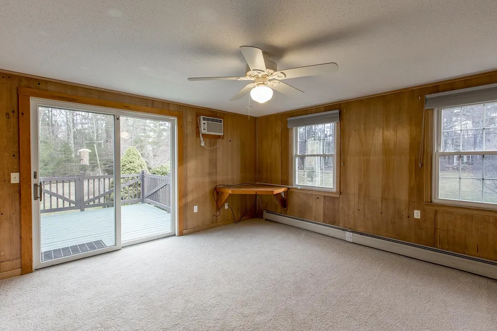 281 North Road Deerfield NH 03037