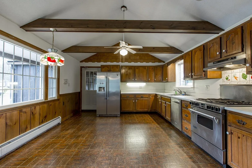 281 North Road Deerfield NH 03037