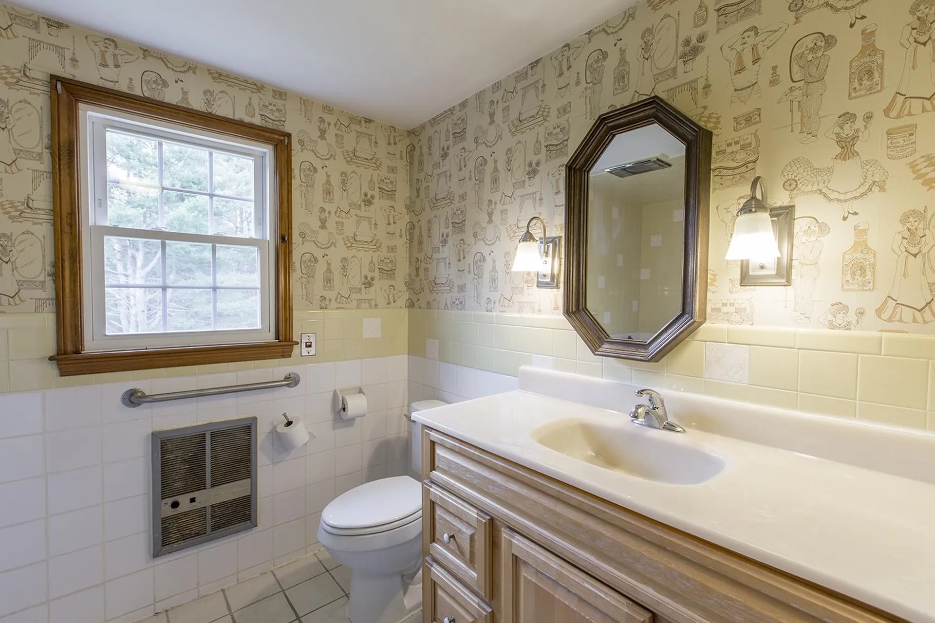 281 North Road Deerfield NH 03037