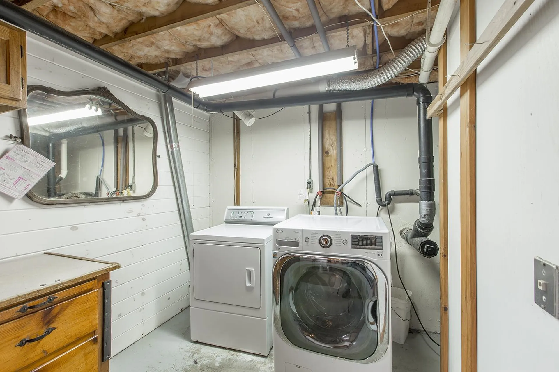 281 North Road Deerfield NH 03037