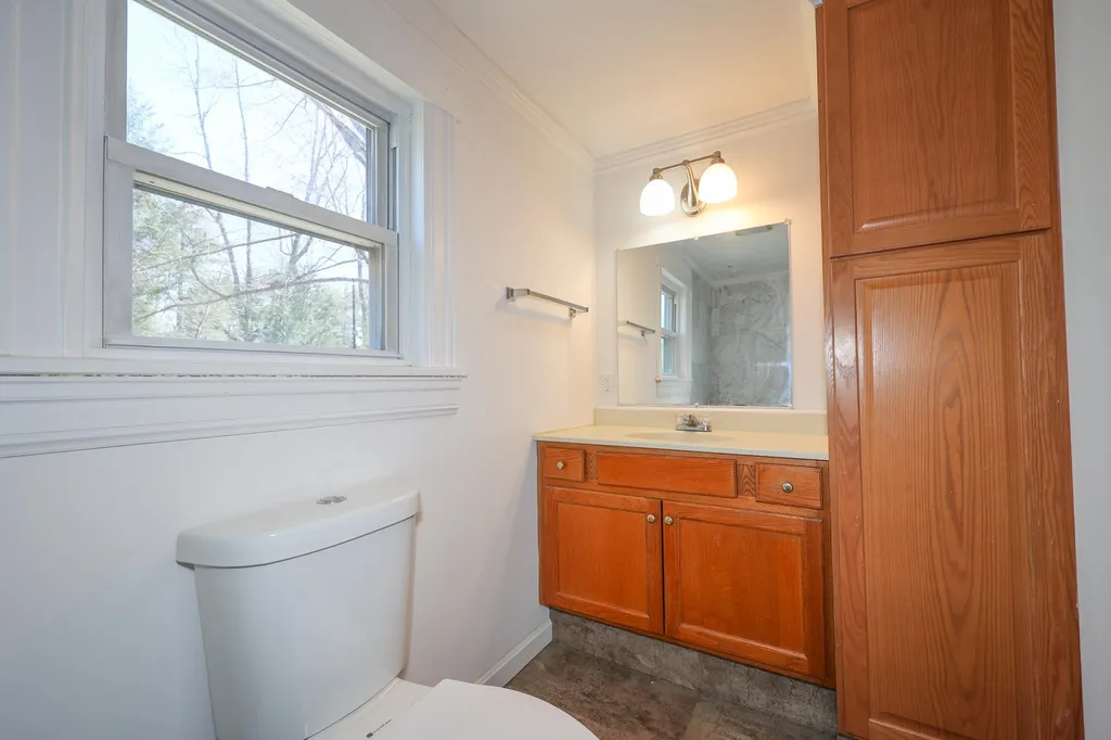 286 Main Street Sandown NH 03873