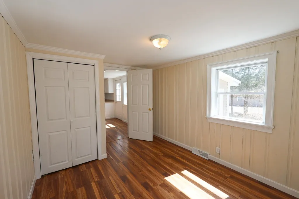 286 Main Street Sandown NH 03873