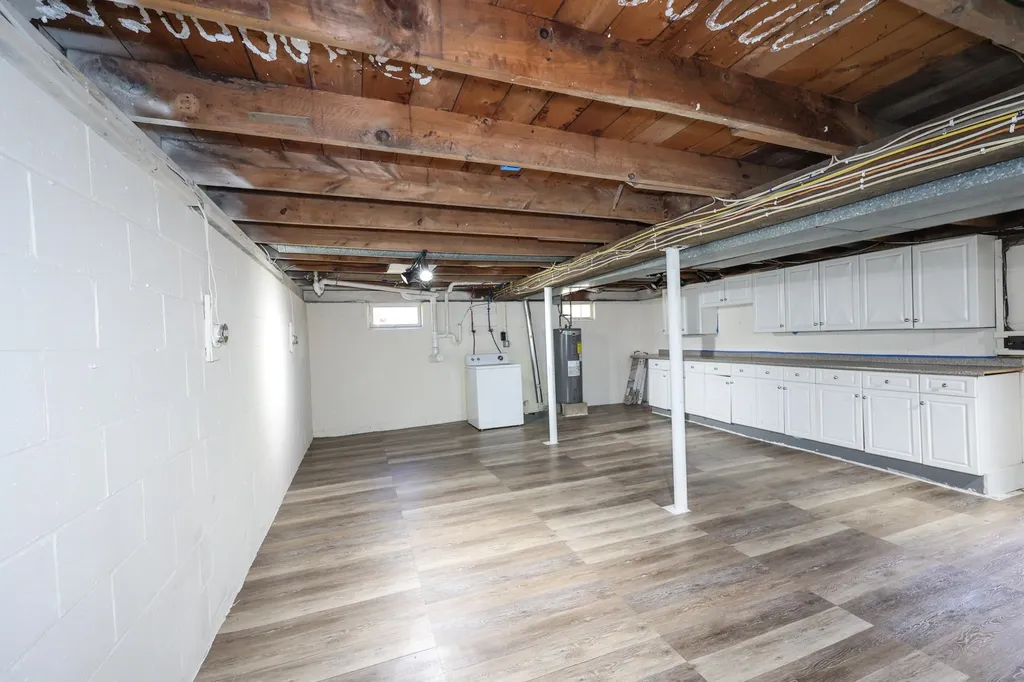 286 Main Street Sandown NH 03873