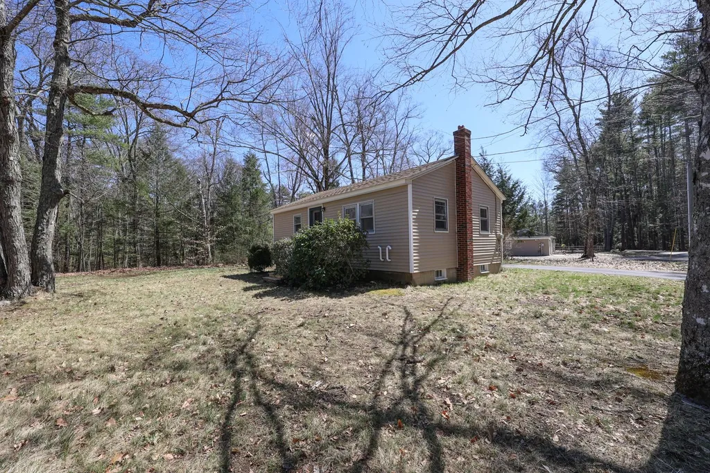 286 Main Street Sandown NH 03873