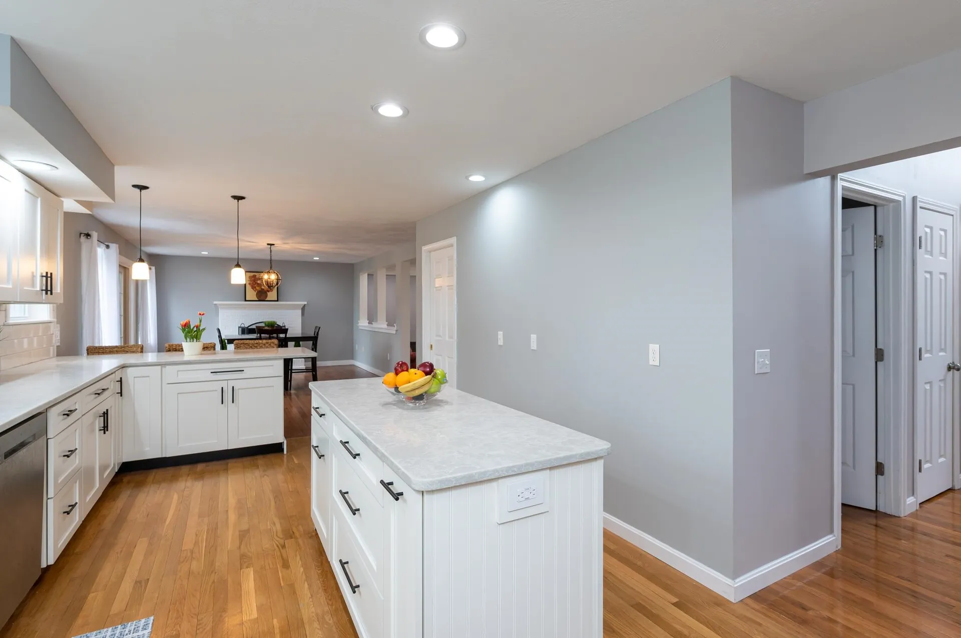 16 Harvard Lane Bedford NH 03110