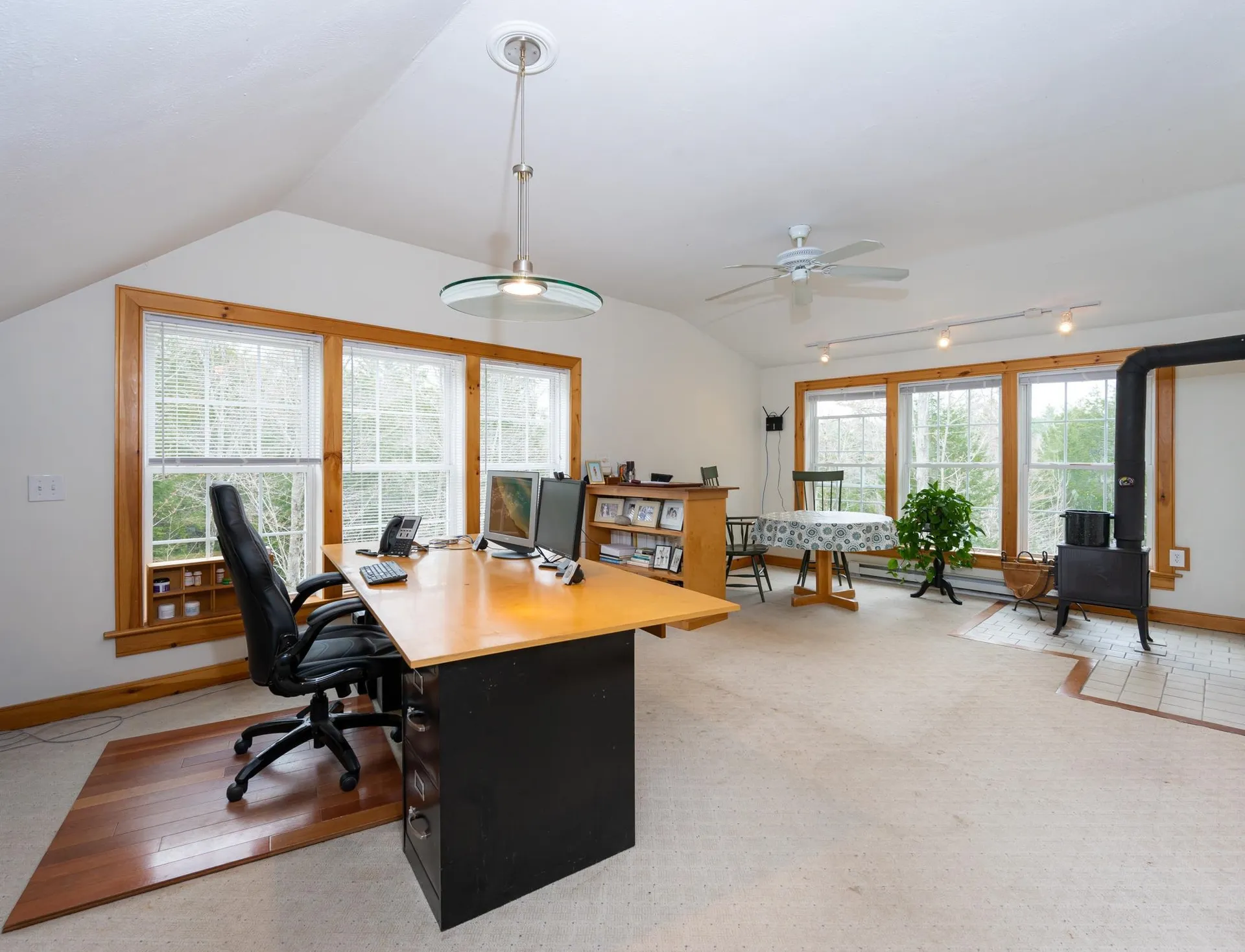 16 Harvard Lane Bedford NH 03110