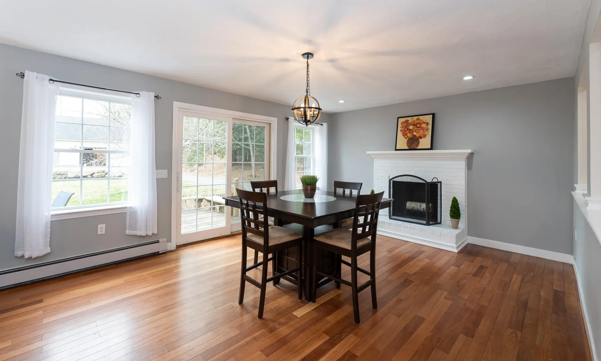 16 Harvard Lane Bedford NH 03110