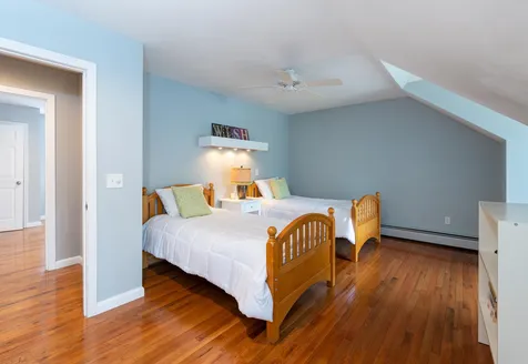 16 Harvard Lane Bedford NH 03110