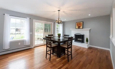 16 Harvard Lane Bedford NH 03110