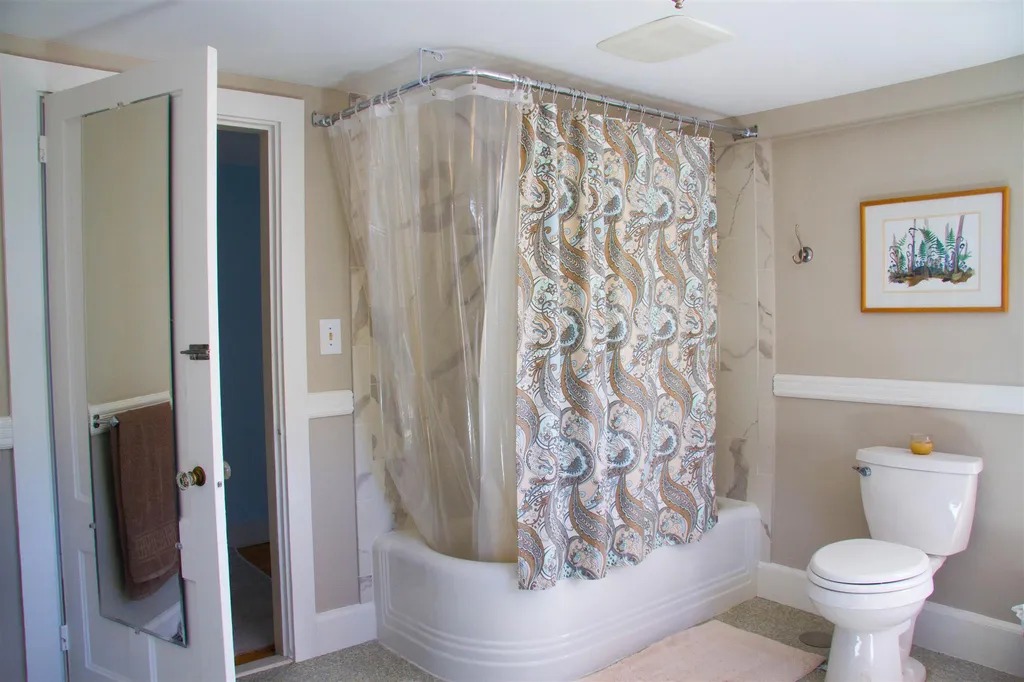 170 Gates Street Portsmouth NH 03801
