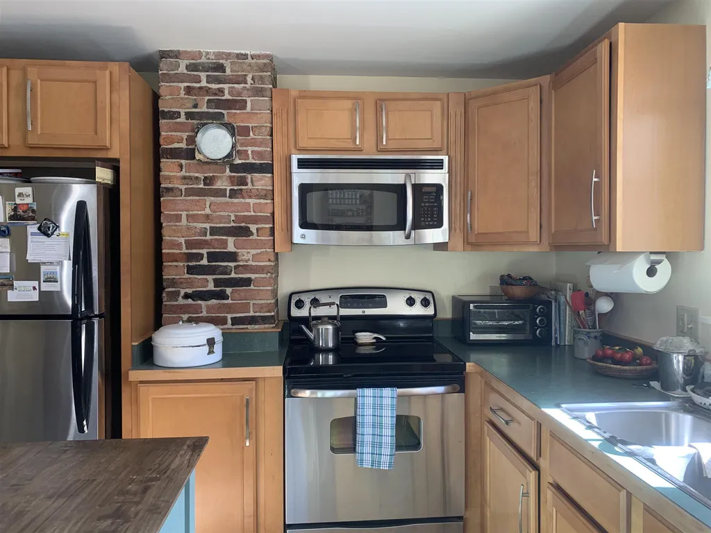 170 Gates Street Portsmouth NH 03801