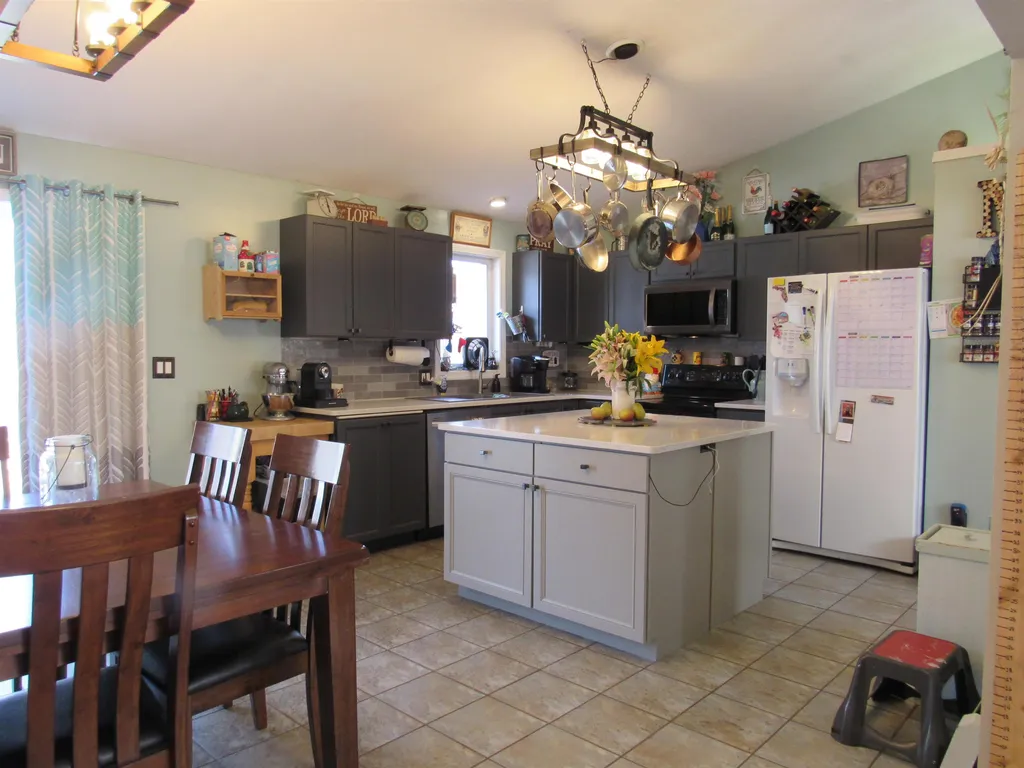 15 Fieldstone Road Gorham NH 03581