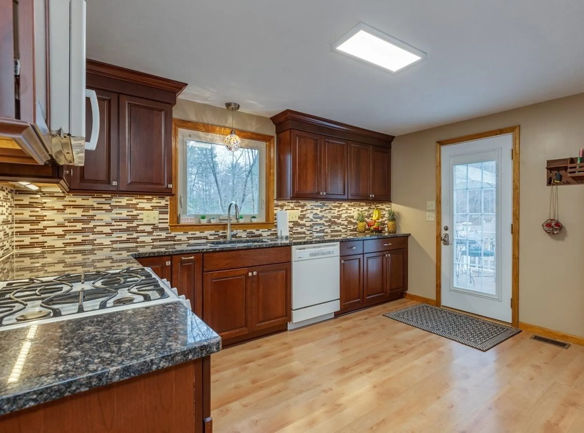 29 Glen Drive Hudson NH 03051