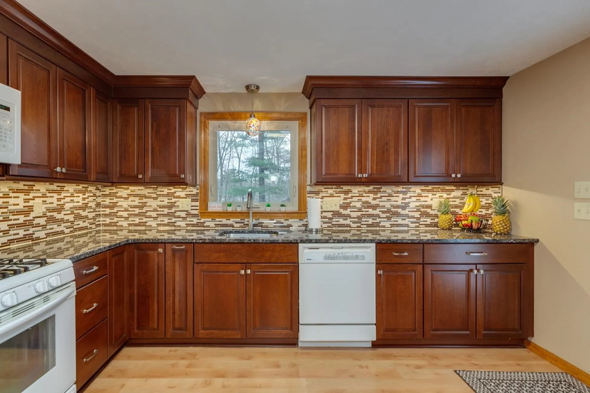 29 Glen Drive Hudson NH 03051
