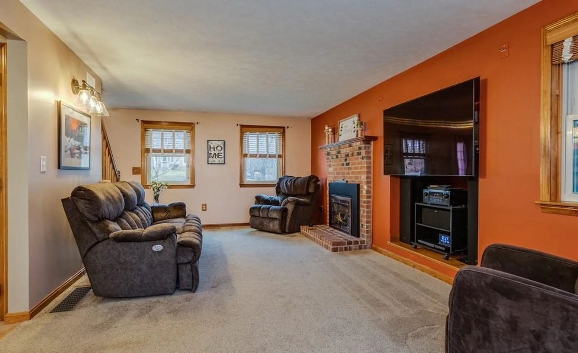 29 Glen Drive Hudson NH 03051