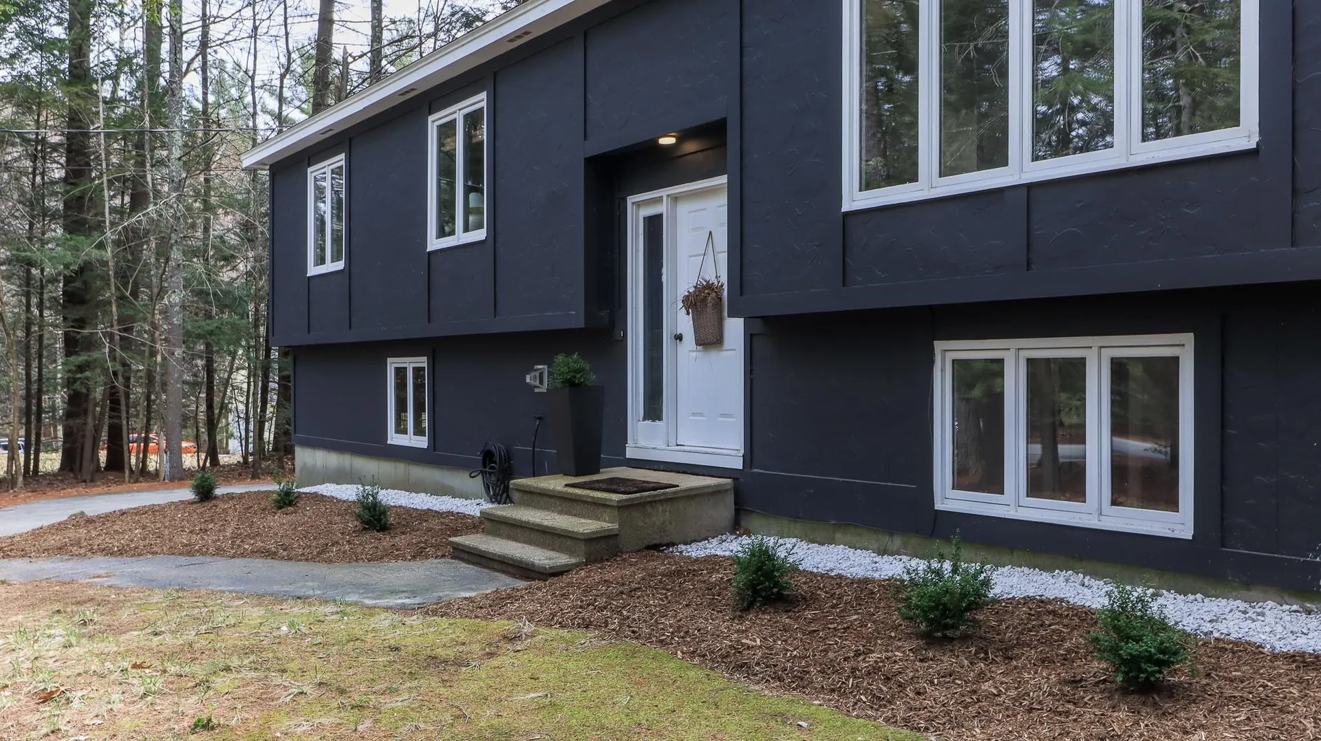 23 Greatstone Drive Merrimack NH 03054