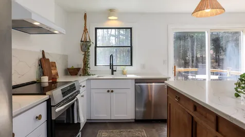 23 Greatstone Drive Merrimack NH 03054