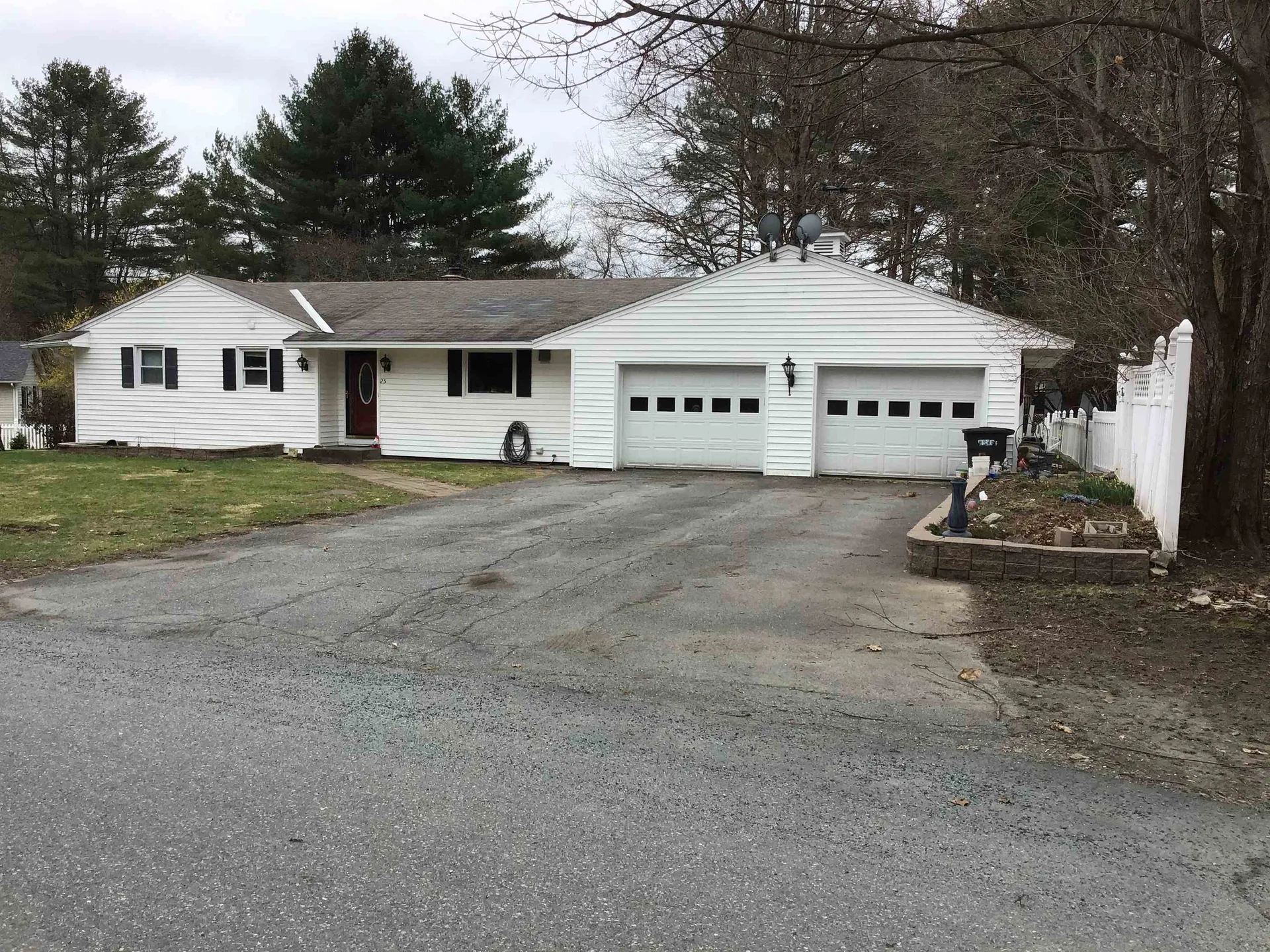 25 Stonecrest Avenue Hartford VT 05001
