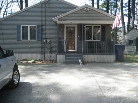 11 Hickory Lane Hampton NH 03842