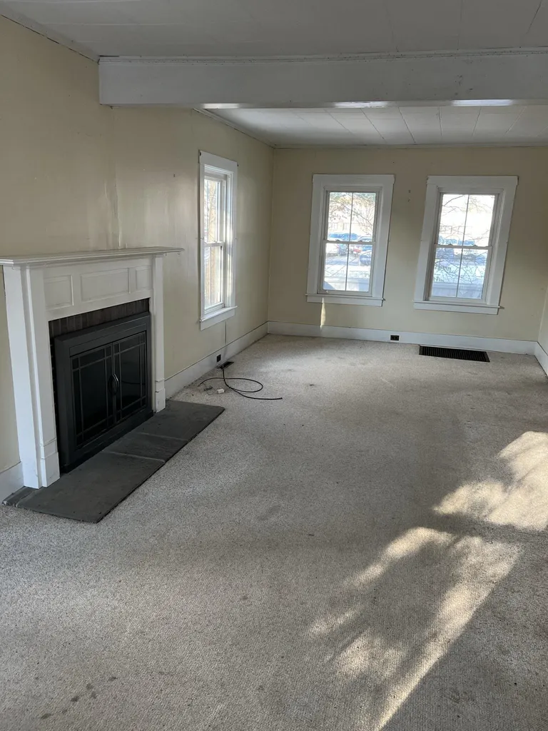 42 Arch Street Keene NH 03431