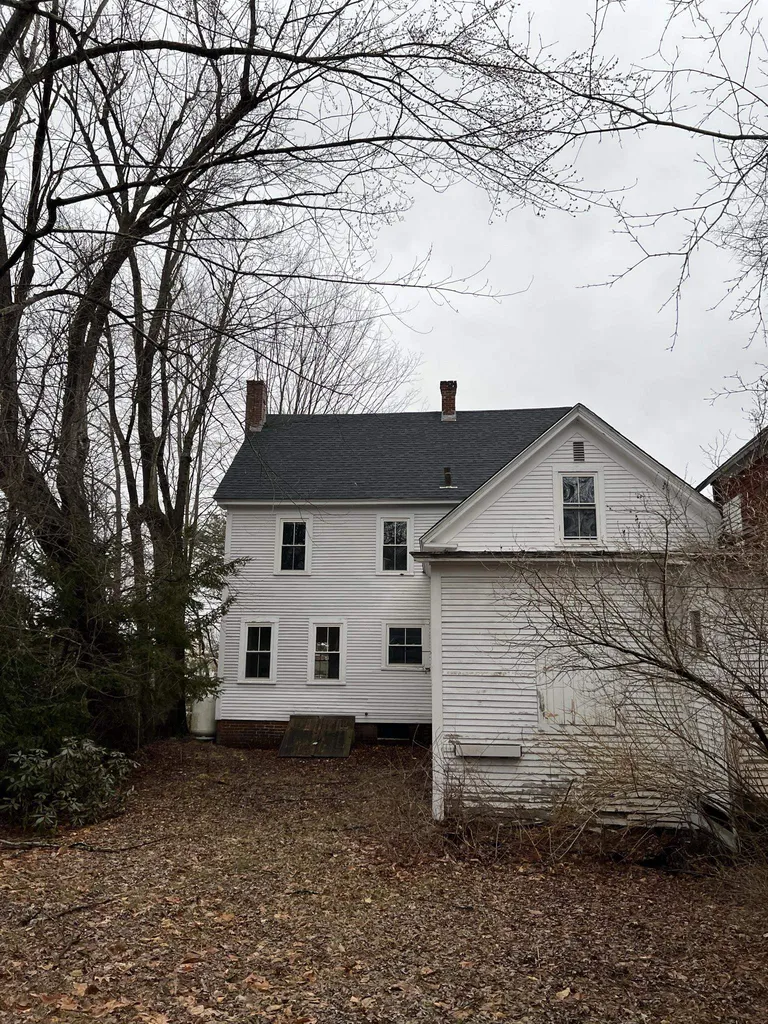 42 Arch Street Keene NH 03431