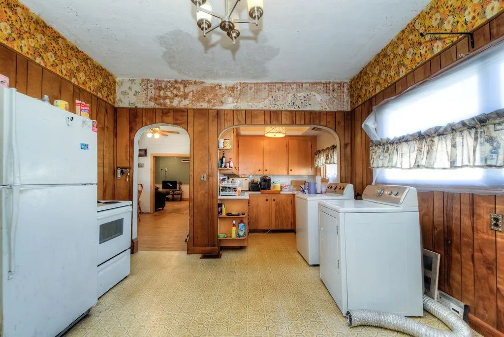 75 Ashland Street Manchester NH 03104