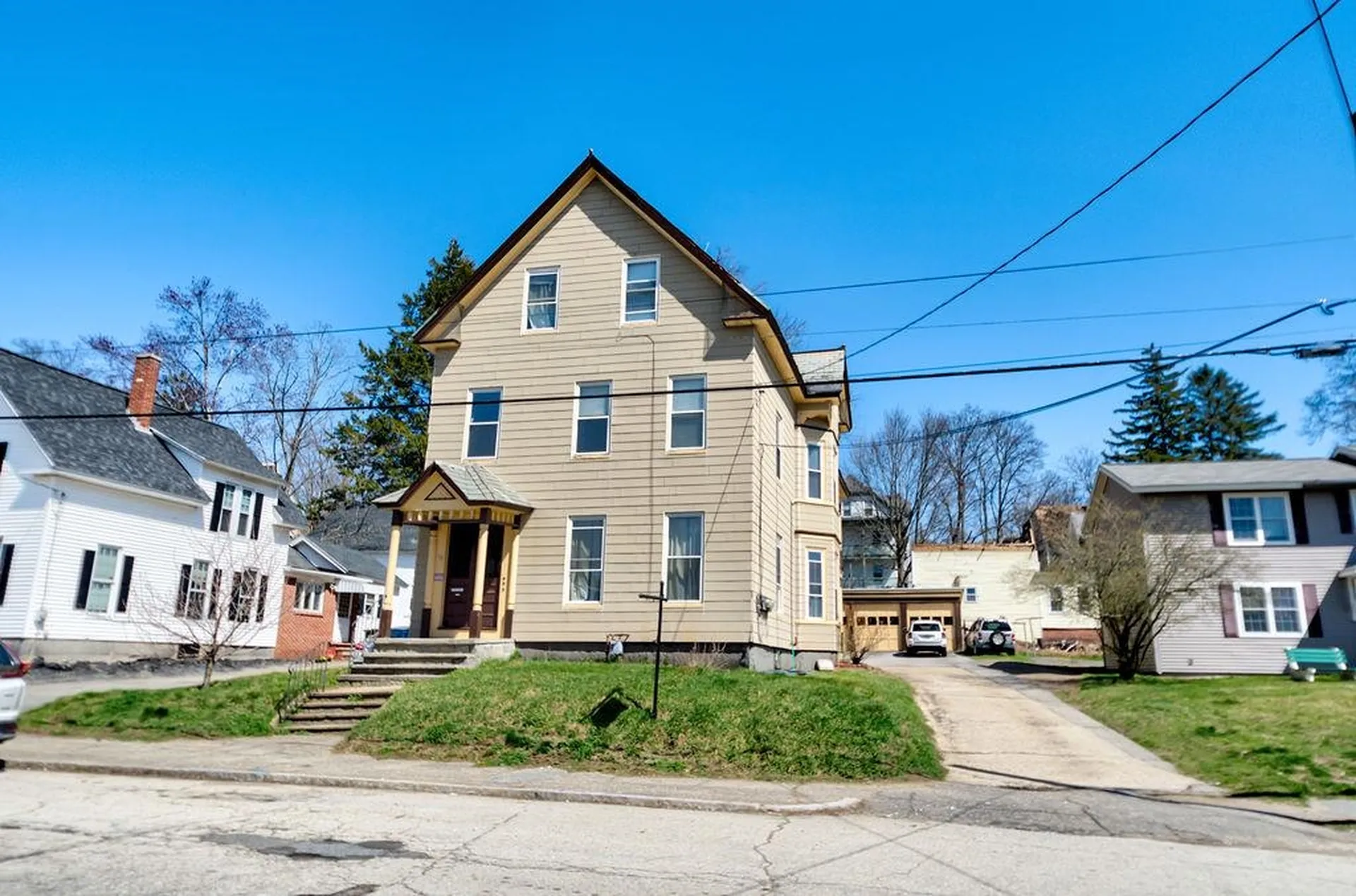75 Ashland Street Manchester NH 03104