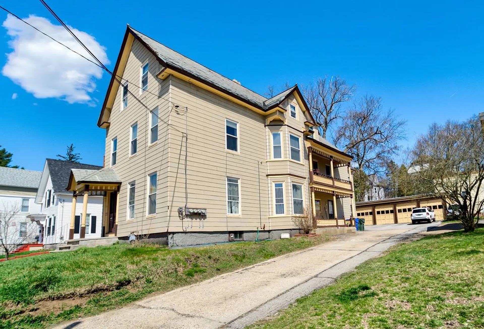 75 Ashland Street Manchester NH 03104