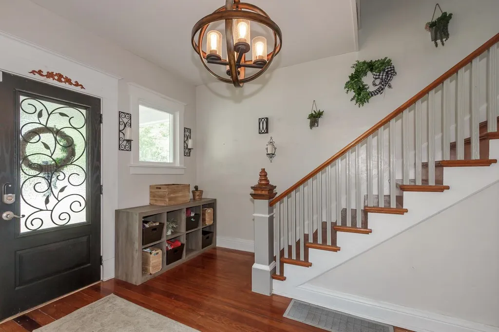 9 Harris Avenue Merrimack NH 03054