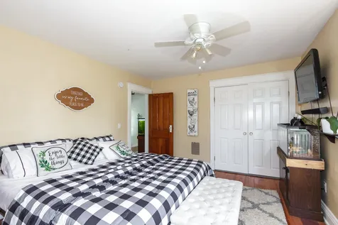 9 Harris Avenue Merrimack NH 03054