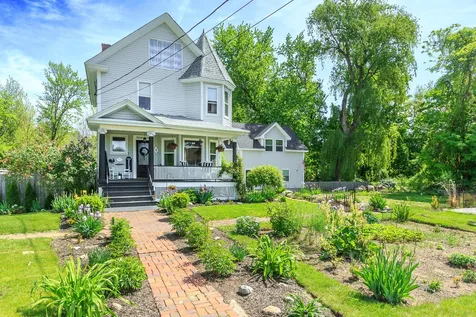 9 Harris Avenue Merrimack NH 03054