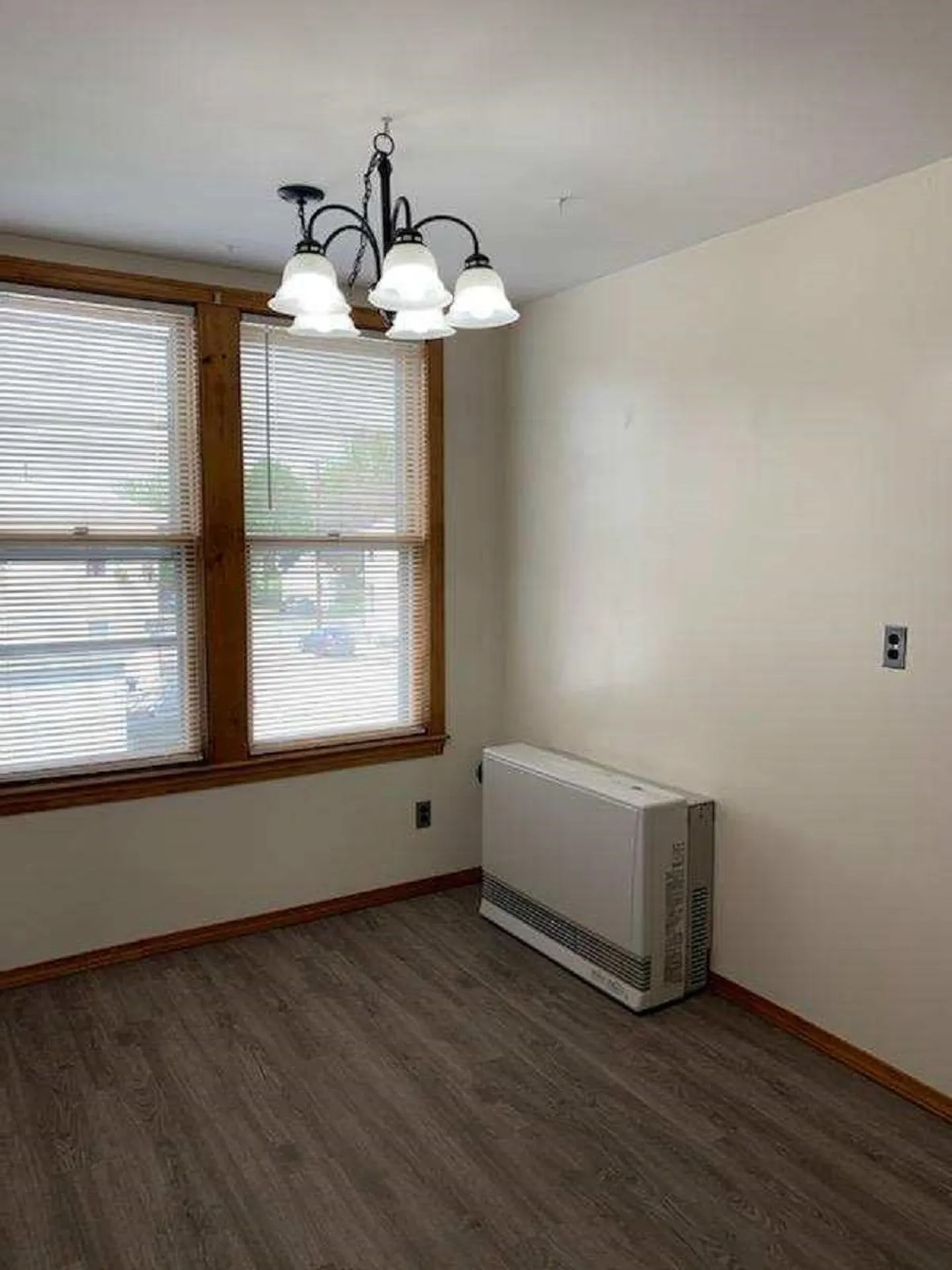 7 4th Street Nashua NH 03060