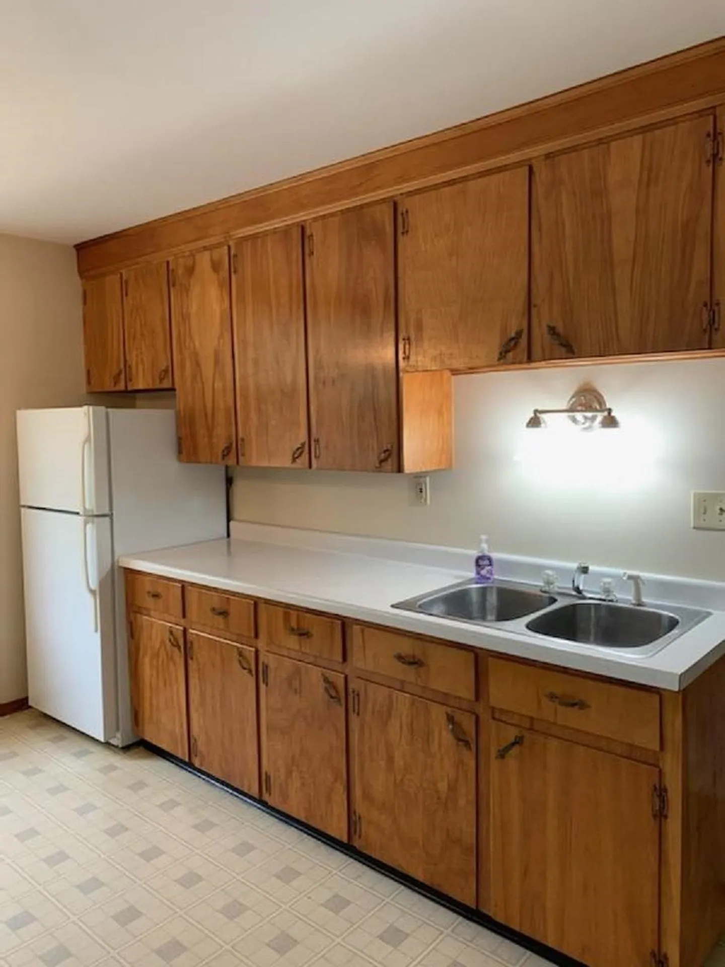 7 4th Street Nashua NH 03060