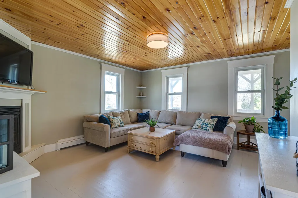 173 Green Street Somersworth NH 03878