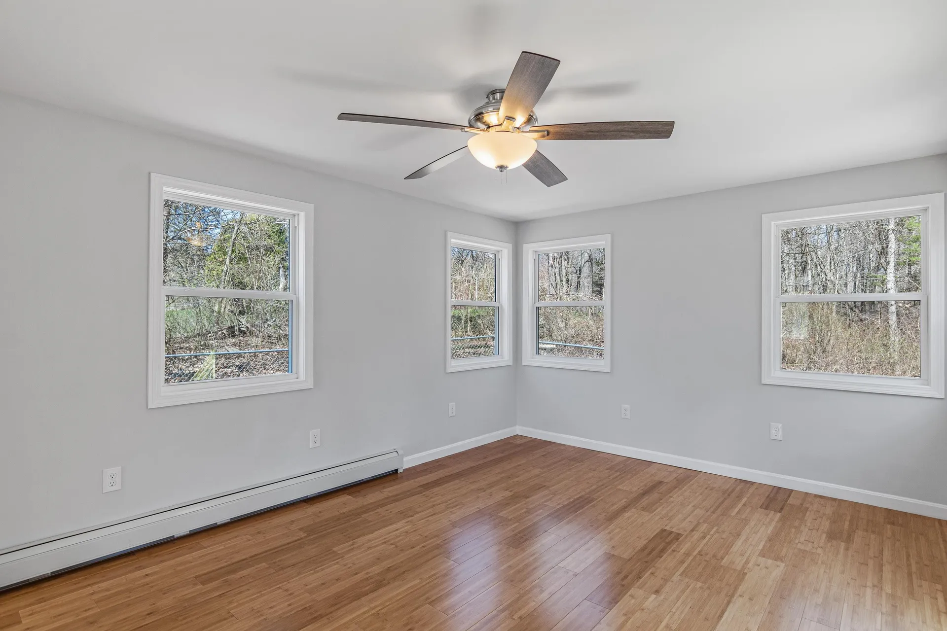 27 Haven Drive Auburn NH 03032