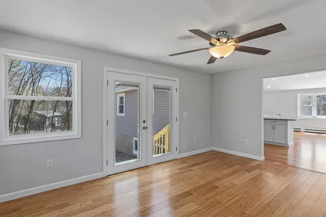 27 Haven Drive Auburn NH 03032