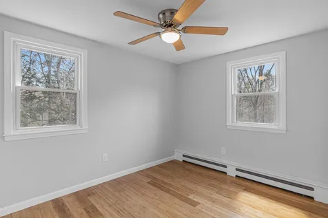 27 Haven Drive Auburn NH 03032