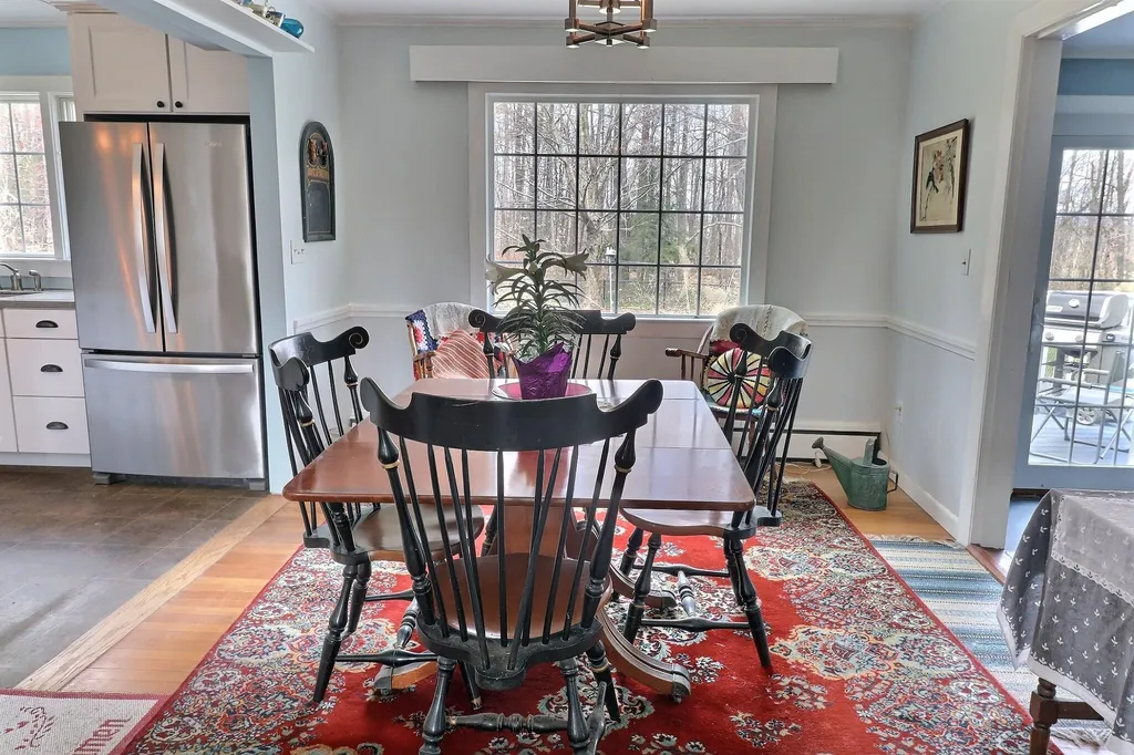 257 Seamans Road New London NH 03257