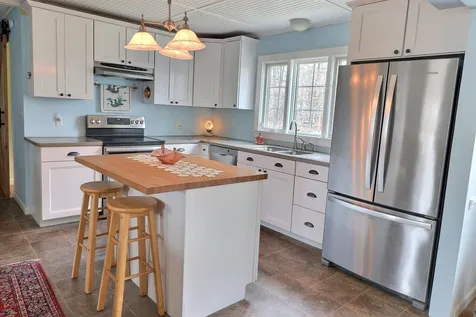 257 Seamans Road New London NH 03257