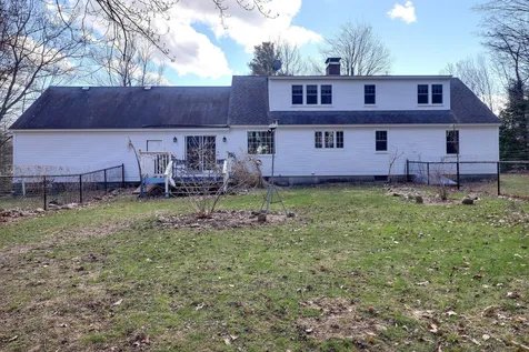 257 Seamans Road New London NH 03257