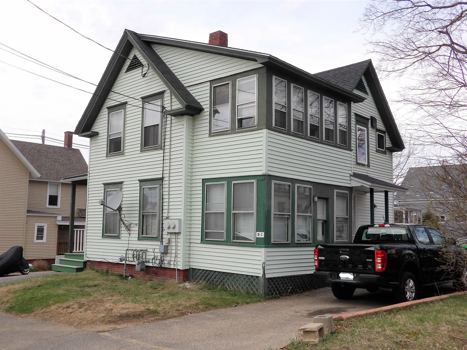 8 Summer Street Laconia NH 03246